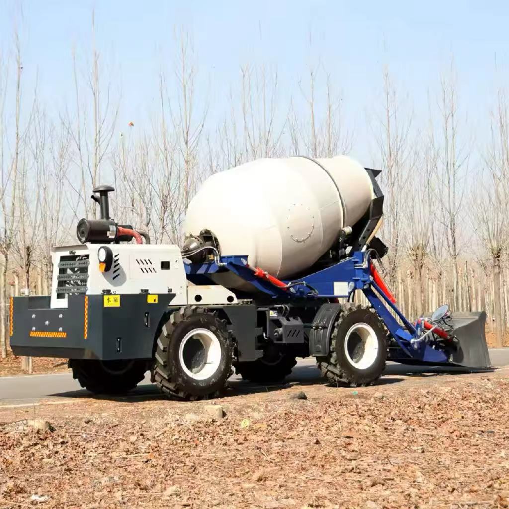 Self Loading Concrete Mixer on Tracks | Mini Crawler Cement Mixer Truck | Multifunctional Mobile Concrete Mixing Buggy | High Efficiency Construction Dumper