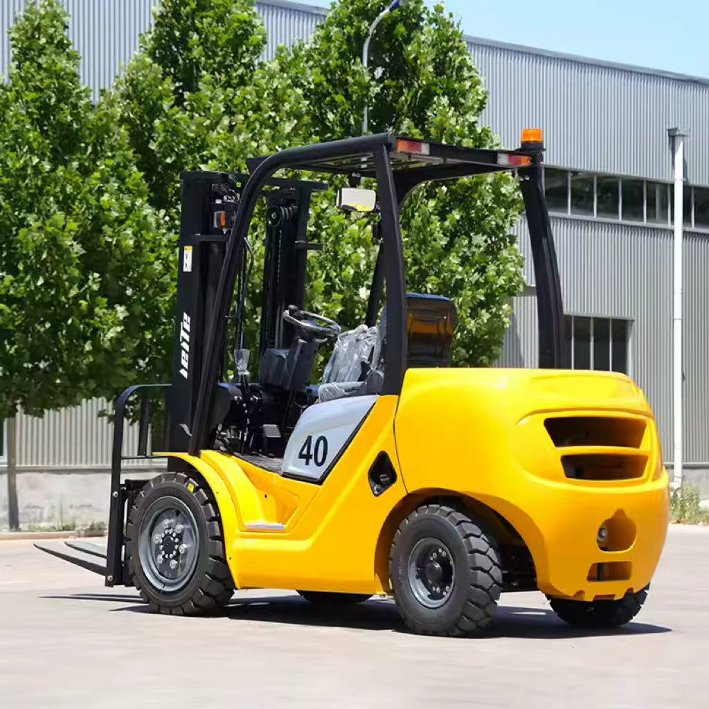 ISO/CE Certified 4x4 All Terrain Forklift | 2-4 Ton Articulated Off-Road Forklift Truck | Heavy Duty Diesel Farm Forklift from China Manufacturer